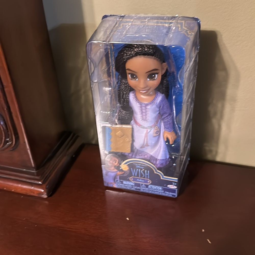 Disney wish. Doll. Asha. Petite. 6”. New - Picture 2 of 4